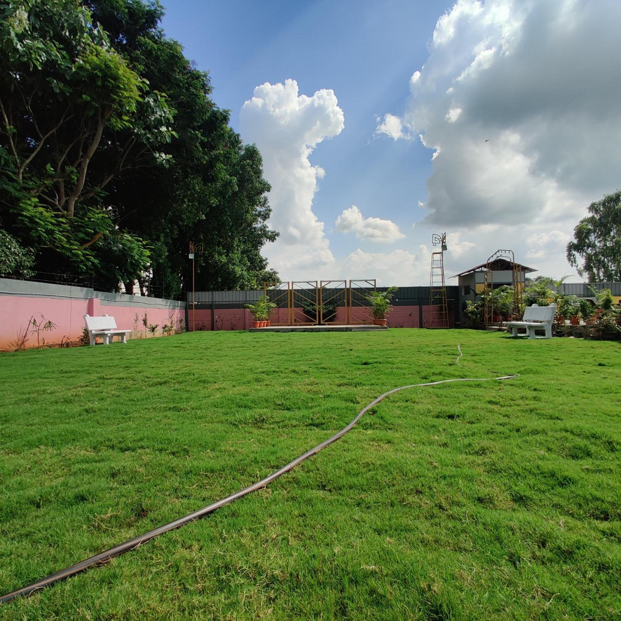 Kashmir Farmhouse - Hyderabad Villa Exterior foto